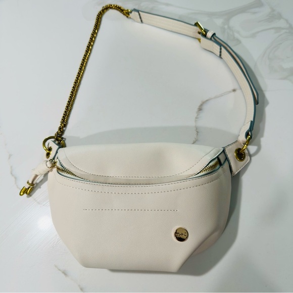 Modern+Chic Belt Bag Catherine Vegan Leather Crossbody Chain Adjustable Strap - Picture 3 of 17